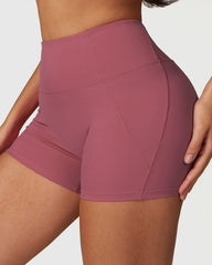 Stylish Women's Seamless Gym Shorts