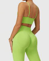 Supportive Seamless Sports Bra for Active Women