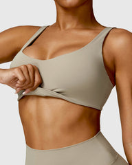 Comfortable Scoop Neck Fitness Bra