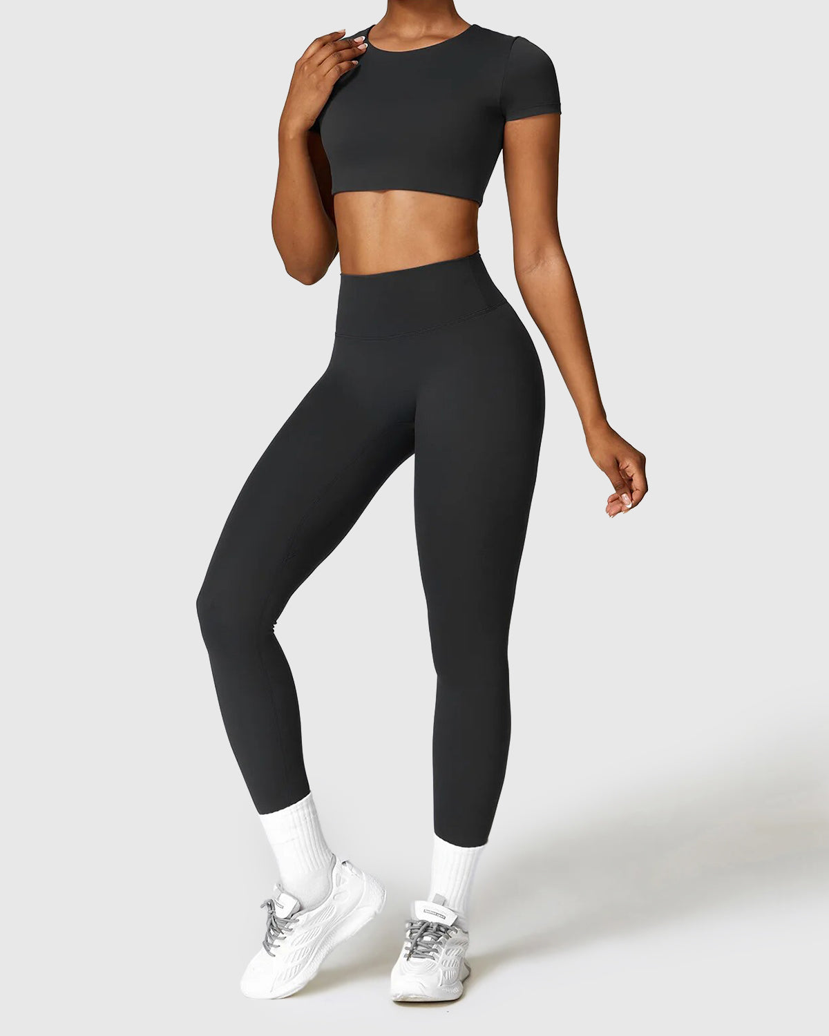 Black Sporty Seamless Leggings & Crop Top 