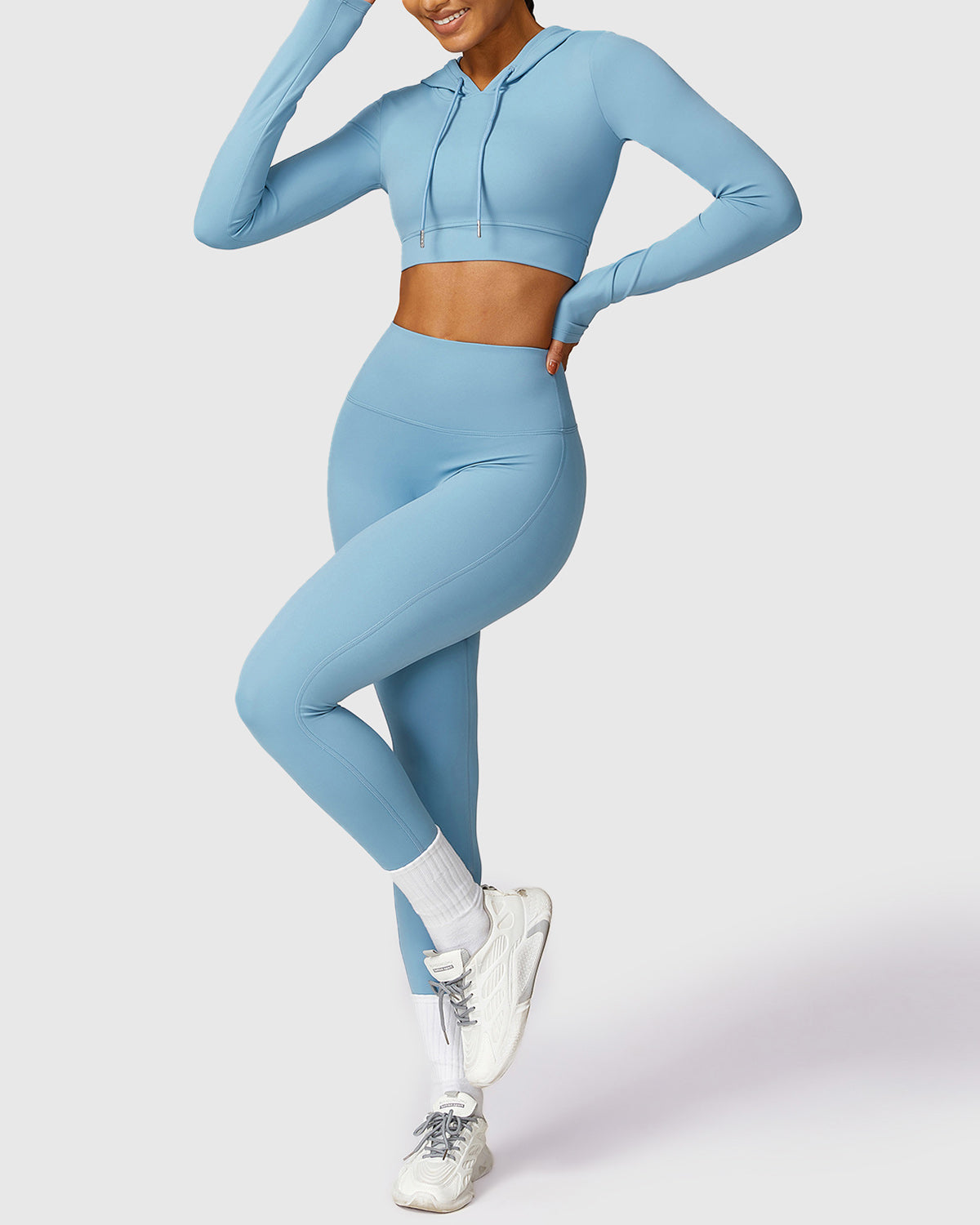 Yoga Leggings & Long Sleeve Crop Top in Pale Blue 