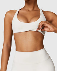 High-Quality Scoop Neck Bra